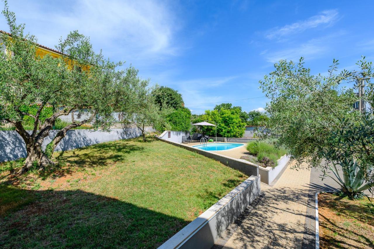 Villa Elisa Kaštelir Exterior foto