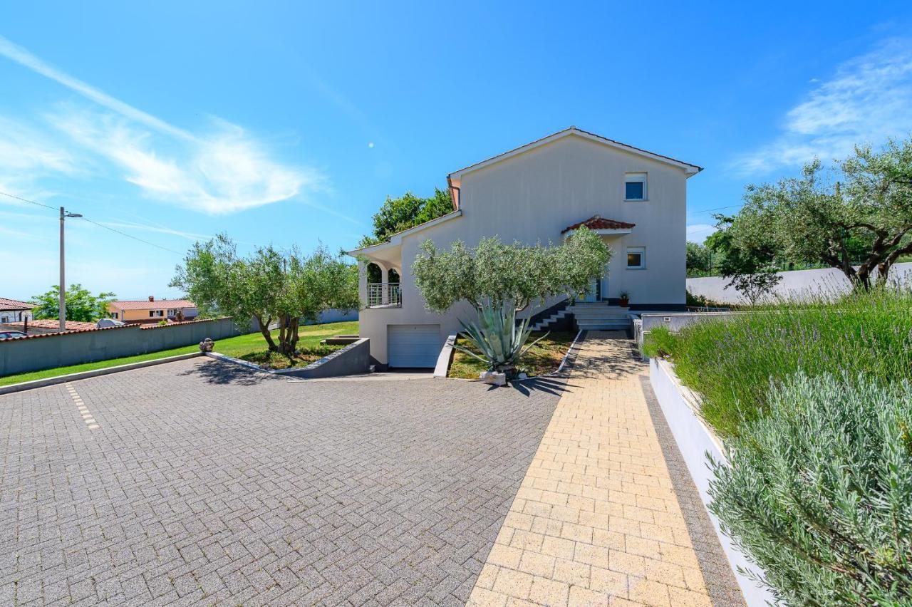 Villa Elisa Kaštelir Exterior foto