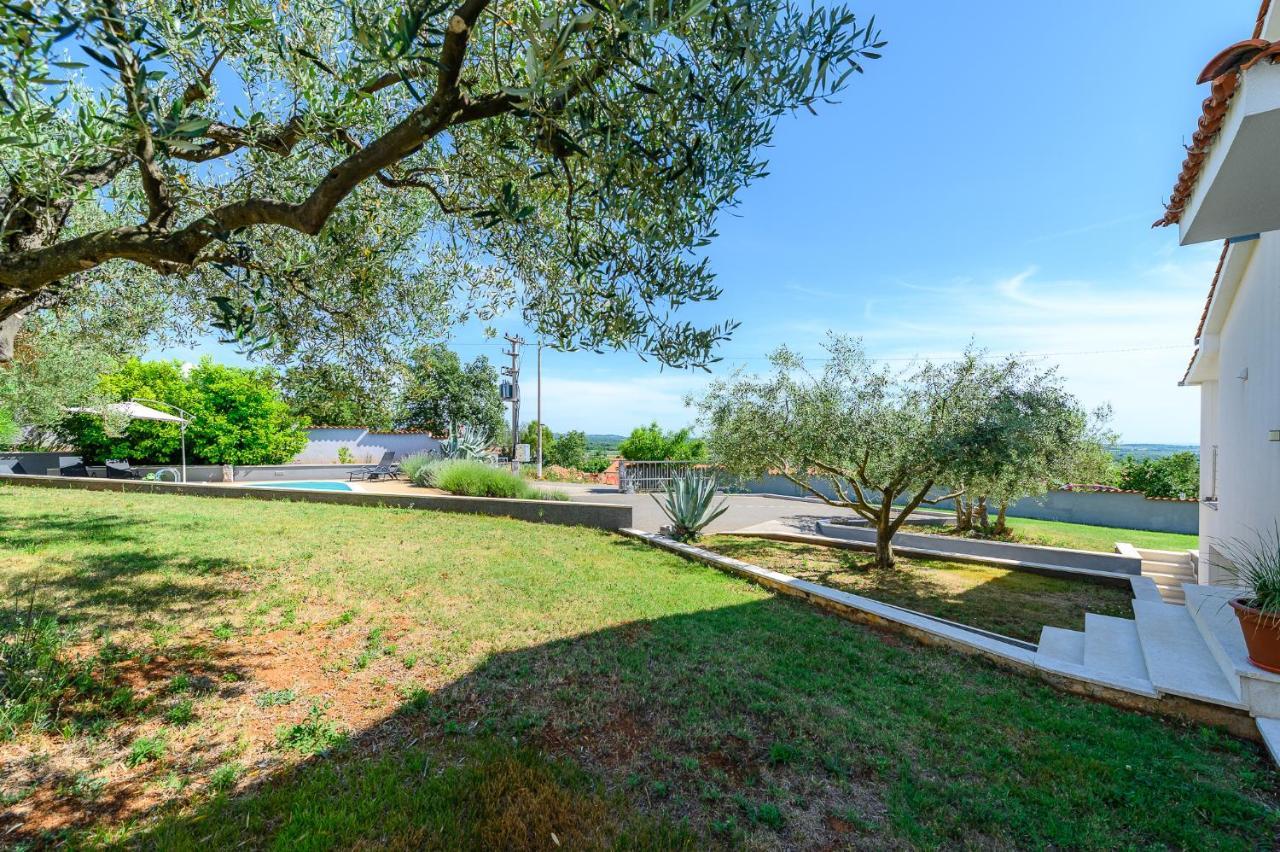 Villa Elisa Kaštelir Exterior foto